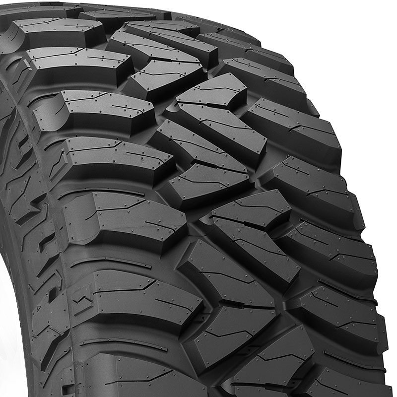 Kumho ROAD VENTURE MT71 285/70 R17 121/118Q  