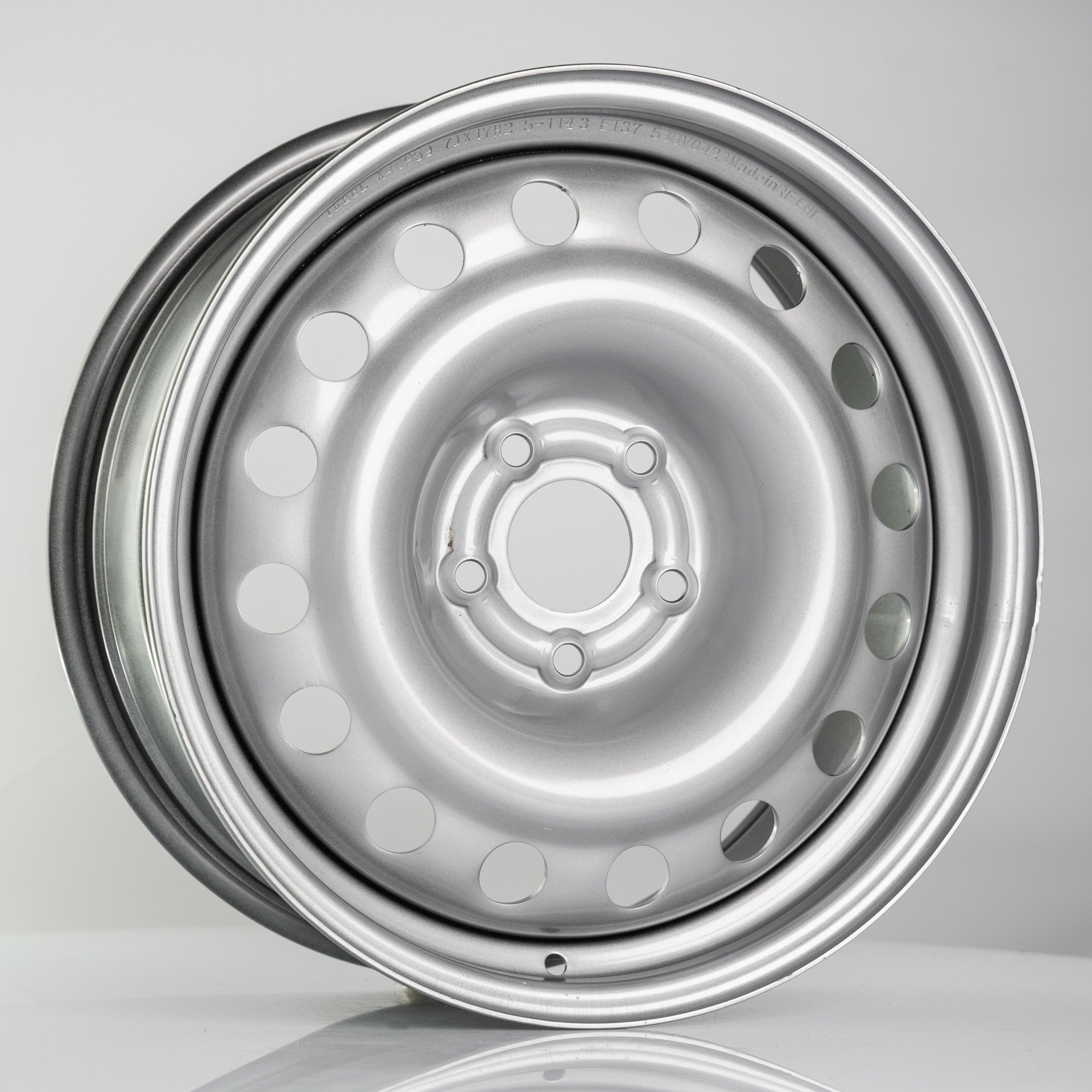 Trebl X40959 silver 7x17/5x114.3 D66.6 ET37  