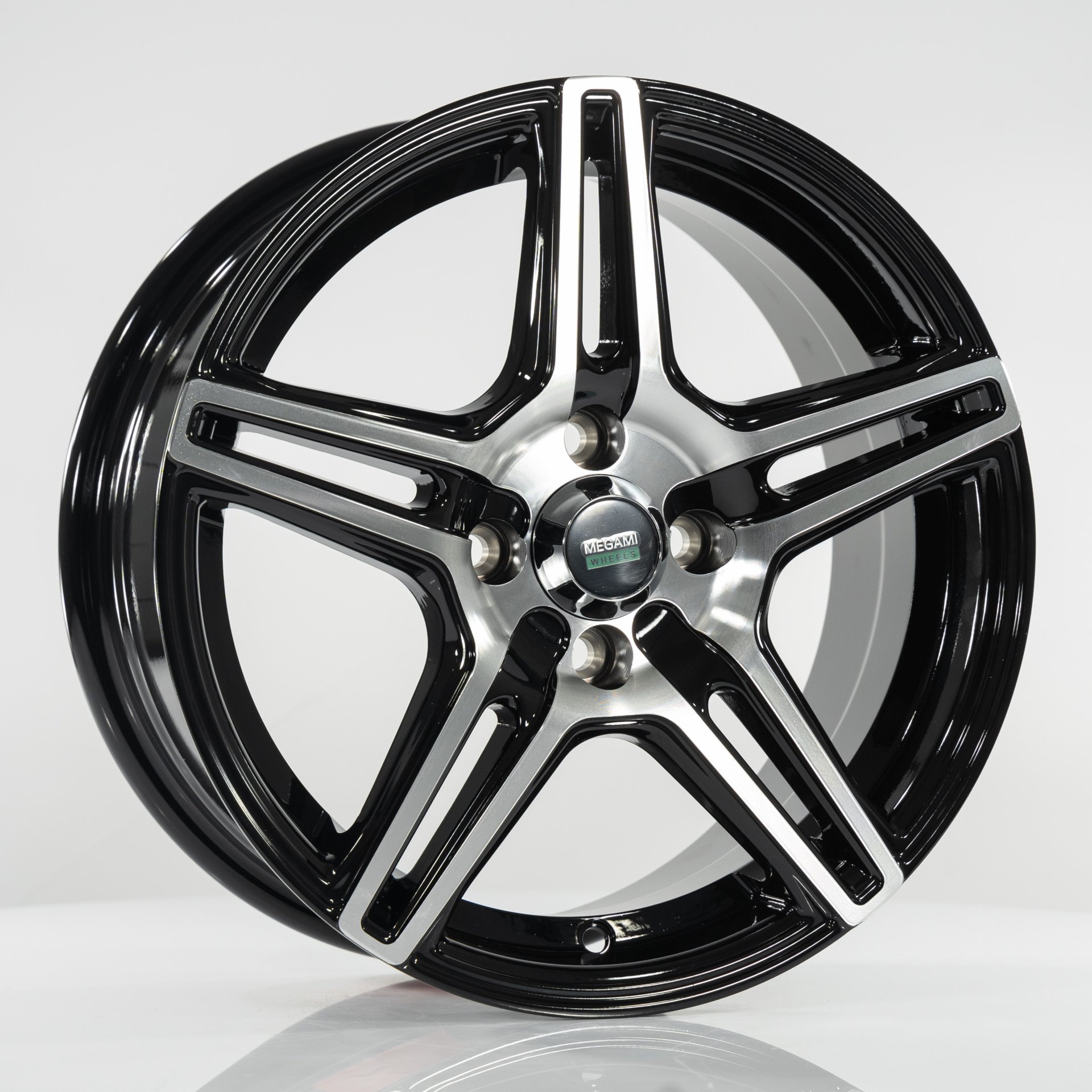 Megami MGM-38 bkf 6.5x15/4x100 D60.1 ET36  
