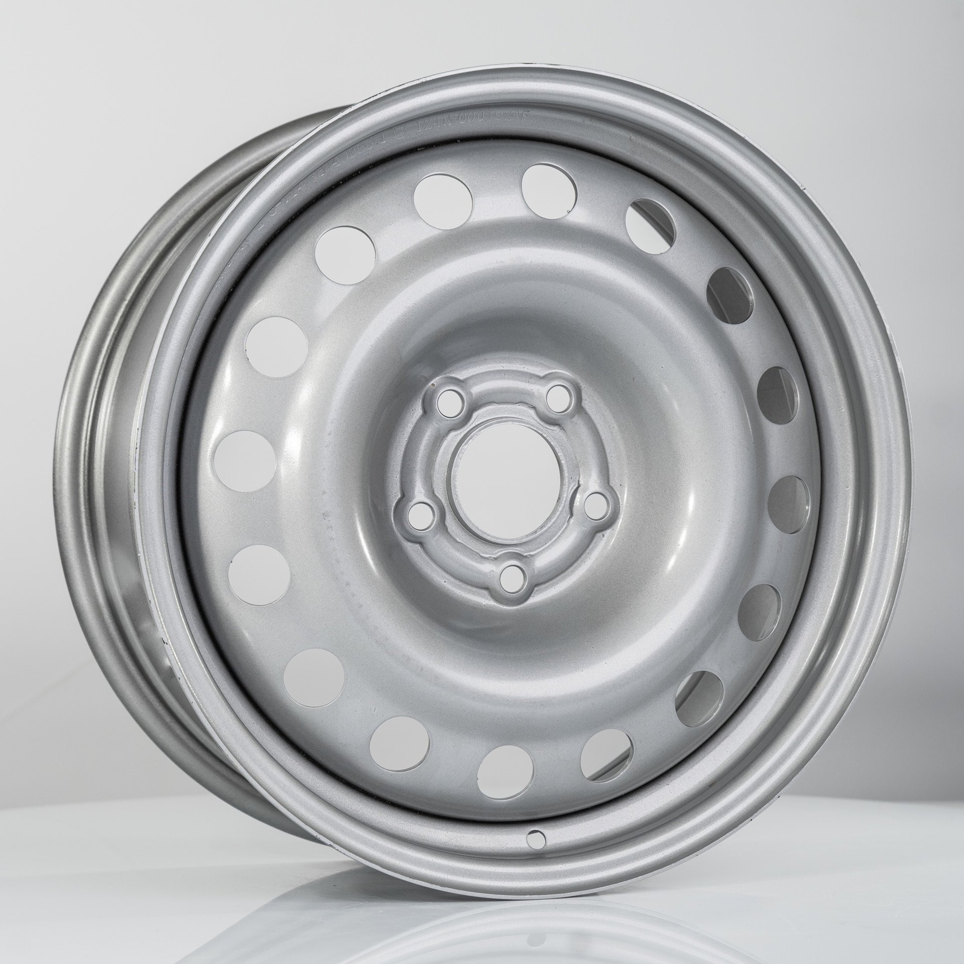 SDT U9116 silver 7x17/5x114.3 D66.1 ET40  